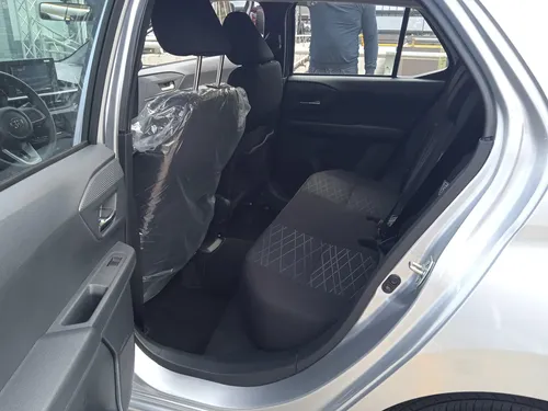 Toyota AGYA 2025 Plateado Caracas