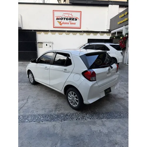 Toyota AGYA 2025 Blanco Caracas