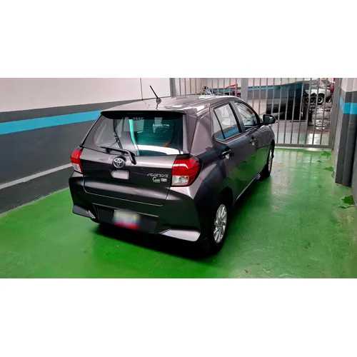 Toyota AGYA 2025 Gris Caracas