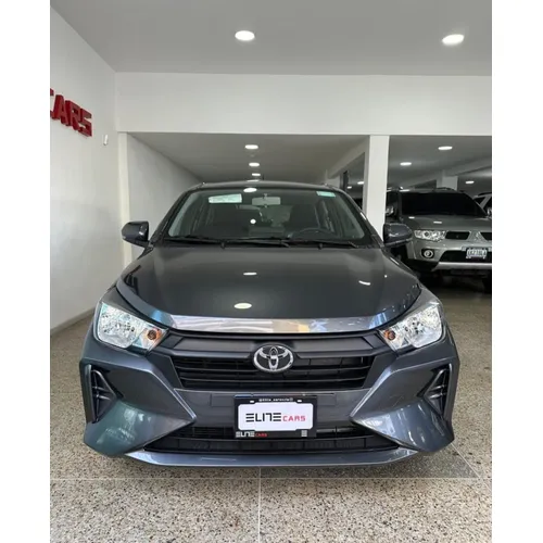 Toyota AGYA 2025 Gris Caracas