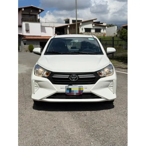 Toyota AGYA A 2025 Blanco Caracas