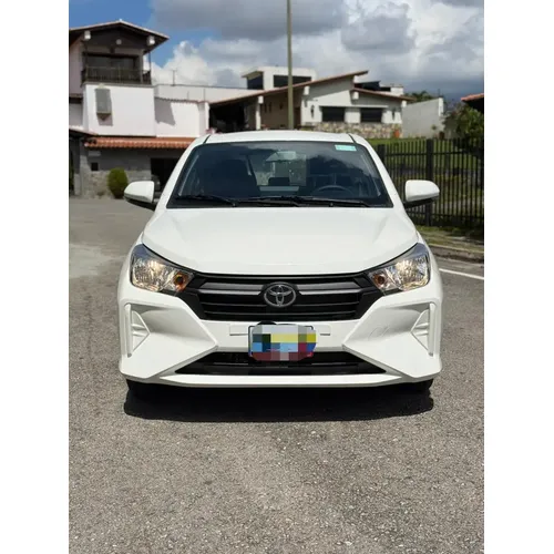 Toyota AGYA 2025 Blanco Caracas