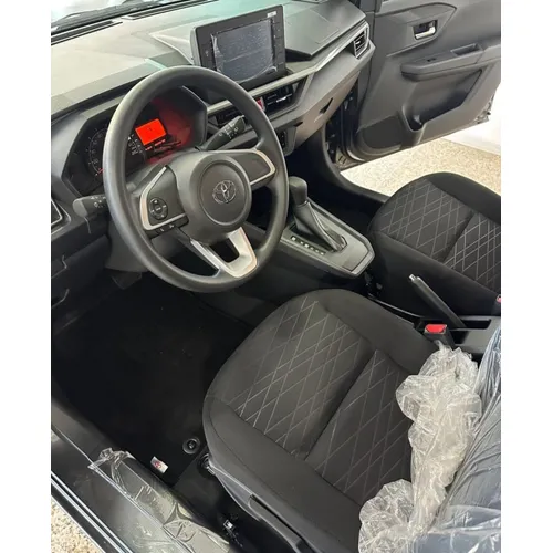 Toyota AGYA 2025 Gris Caracas