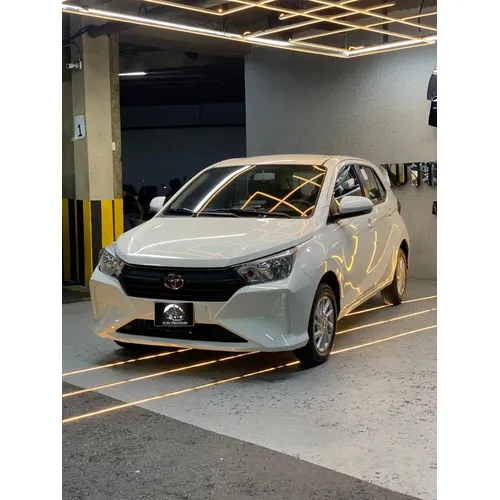 Toyota AGYA 2026 Blanco Caracas
