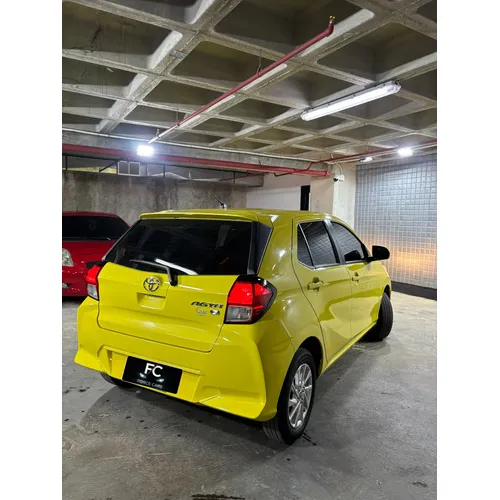 Toyota AGYA 2024 Amarillo Caracas