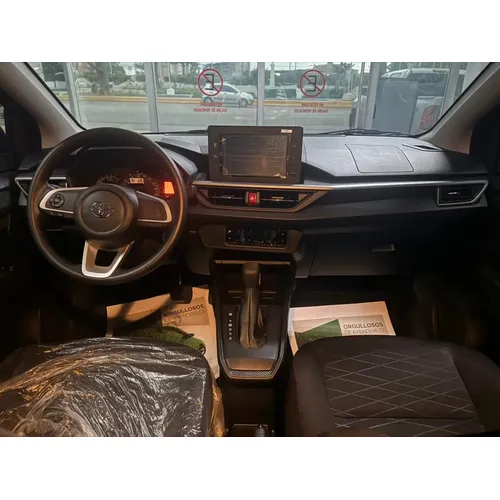 Toyota AGYA 2025 Plateado Maracaibo