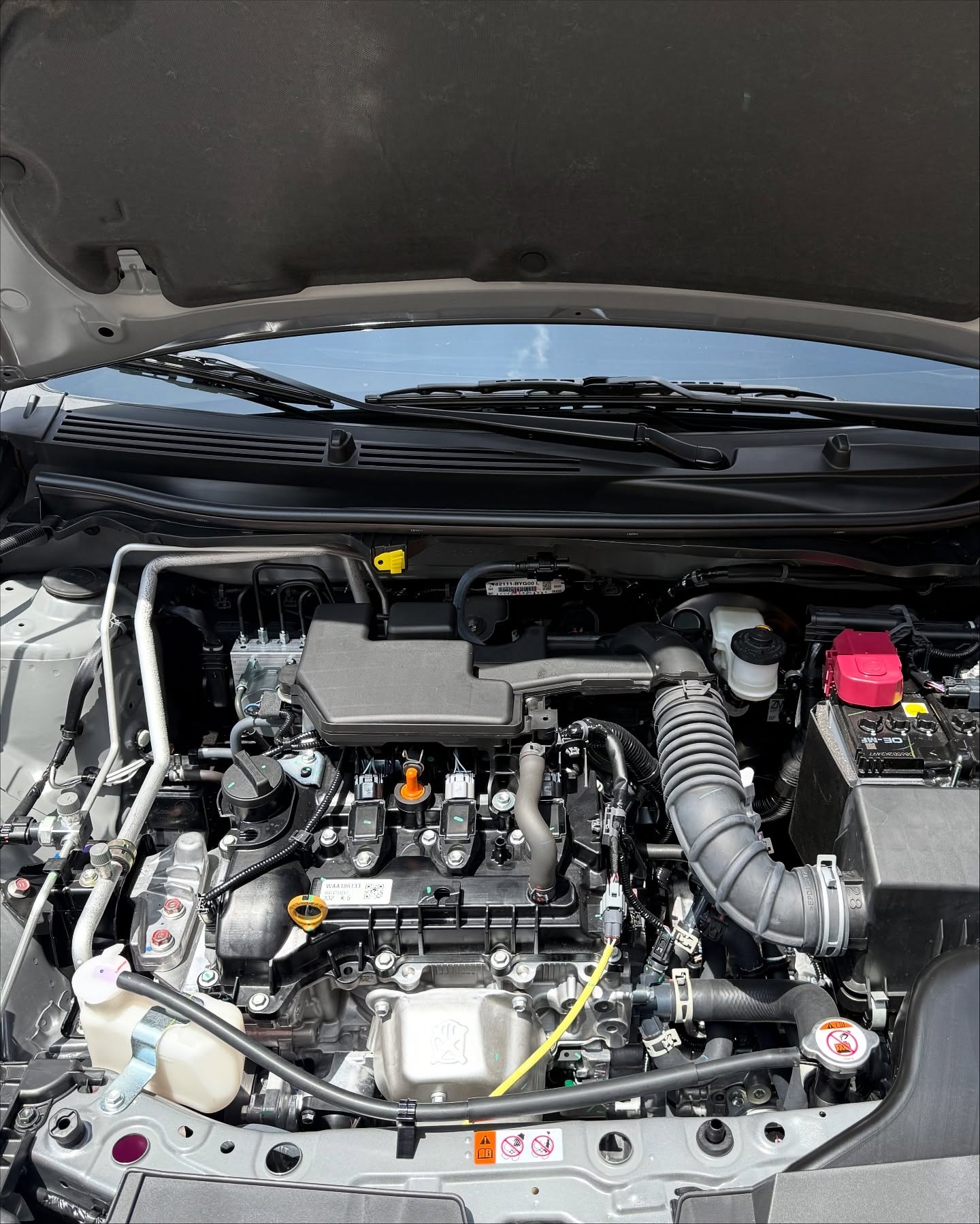 Toyota Agya 2025 gris5