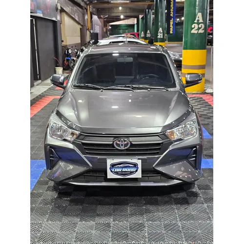 Toyota AGYA 2026 Gris Caracas