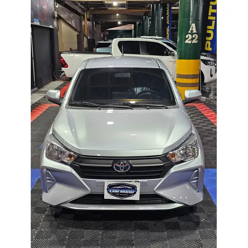 Toyota AGYA 2026 Plateado Caracas