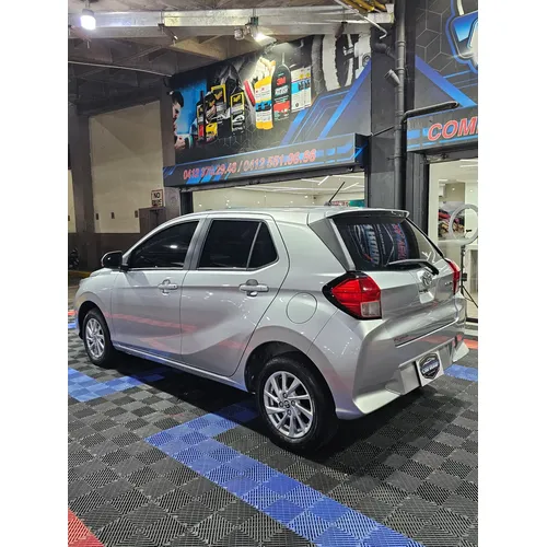 Toyota AGYA 2026 Plateado Caracas