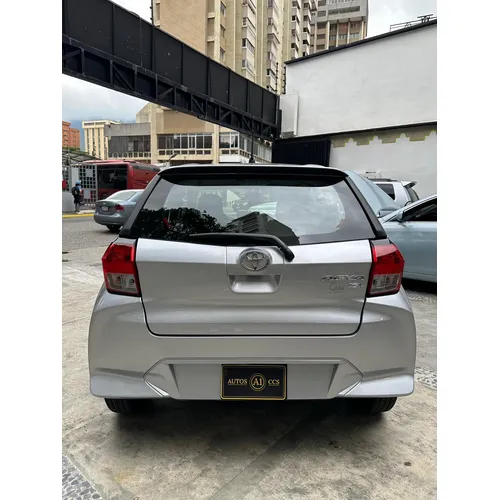 Toyota AGYA 2026 Plateado Caracas