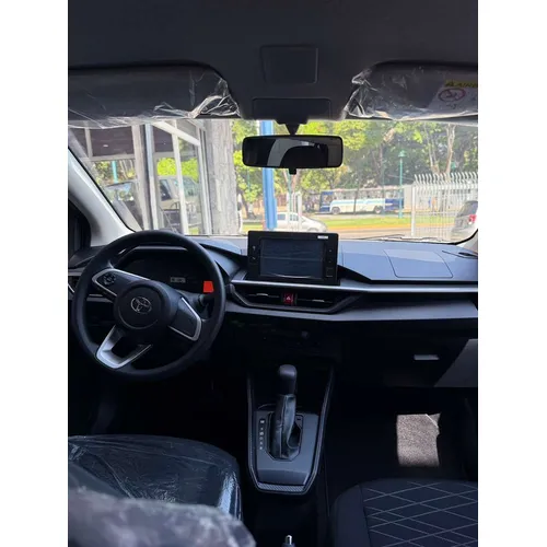 Toyota AGYA 2026 Gris Caracas