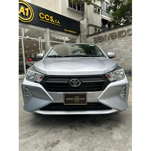 Toyota AGYA 2026 Plateado Caracas