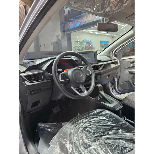 Toyota AGYA 2026 Plateado Caracas