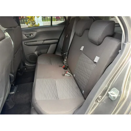 Toyota AGYA 2026 Gris Caracas