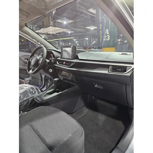 Toyota AGYA 2026 Plateado Caracas