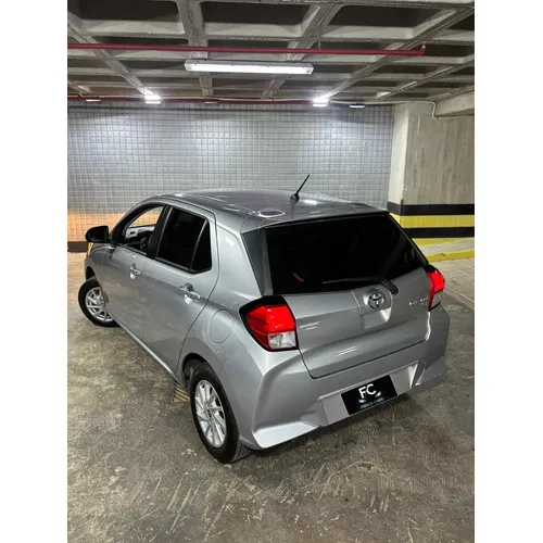 Toyota AGYA 2026 Plateado Caracas