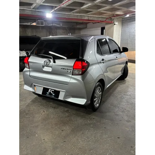 Toyota AGYA 2026 Plateado Caracas