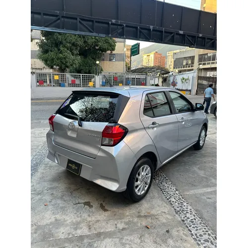 Toyota AGYA 2026 Plateado Caracas