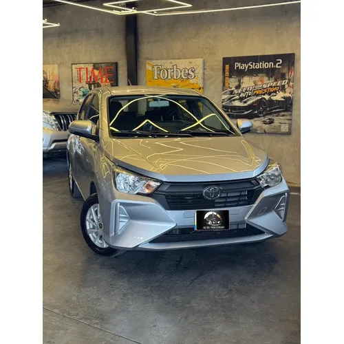 Toyota AGYA 2026 Plateado Caracas
