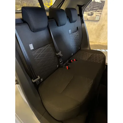 Toyota AGYA 2026 Plateado Caracas