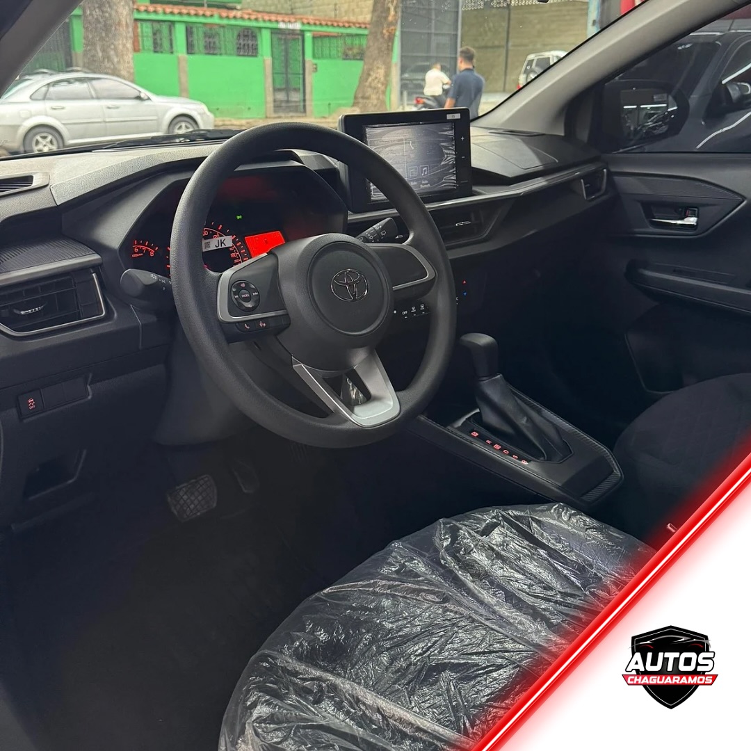 Toyota AGYA 2026 Blanco Caracas