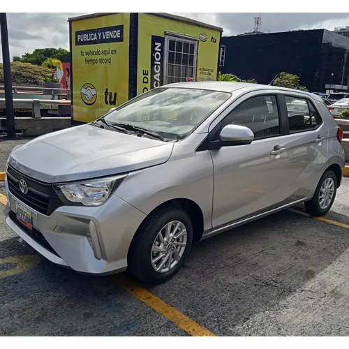 Toyota AGYA 2025 Plateado Caracas