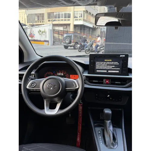 Toyota AGYA 2025 Blanco Caracas