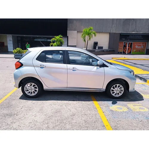 Toyota AGYA 2026 Plateado Caracas
