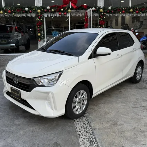 Toyota AGYA 2025 Blanco Caracas