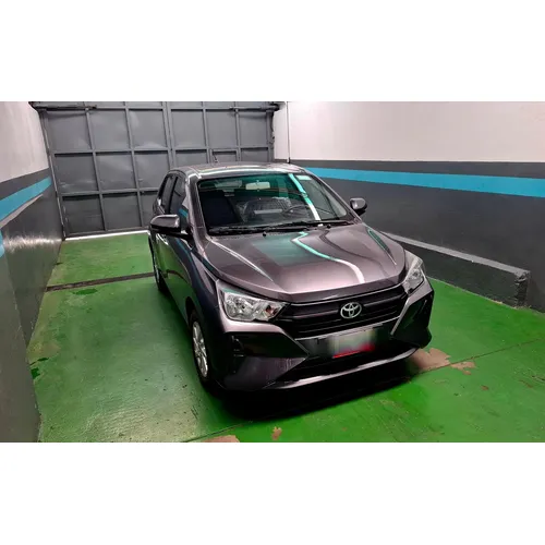 Toyota AGYA 2025 Gris Caracas