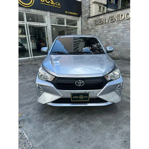 Toyota AGYA 2026 Plateado Caracas