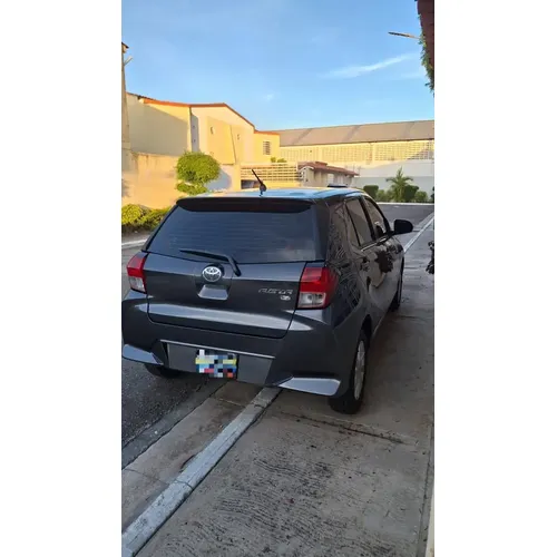 Toyota AGYA 2025 Gris Caracas