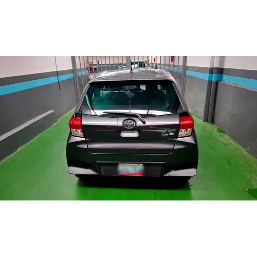 Toyota AGYA 2025 Gris Caracas