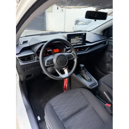 Toyota AGYA 2025 Blanco Caracas