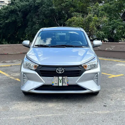 Toyota AGYA 2026 Plateado Caracas