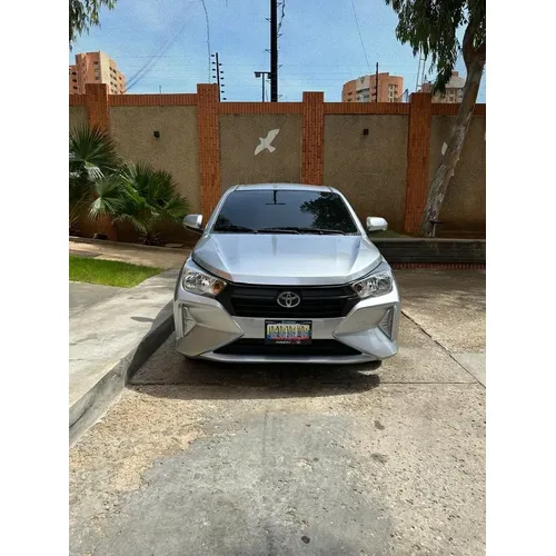 Toyota AGYA 2025 Plateado Maracaibo