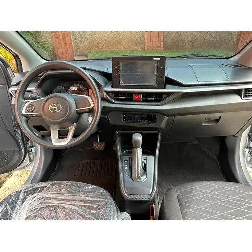 Toyota AGYA 2025 Plateado Maracaibo