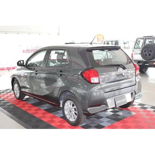 Toyota AGYA 2026 Gris La Victoria
