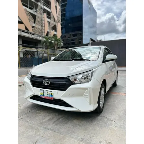 Toyota AGYA S 2026 Blanco Caracas