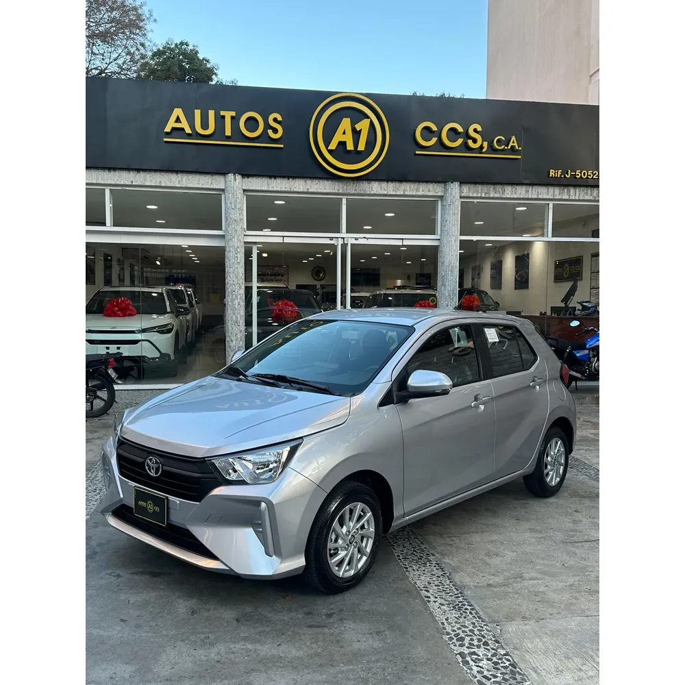 Toyota AGYA S 2026 Blanco Caracas