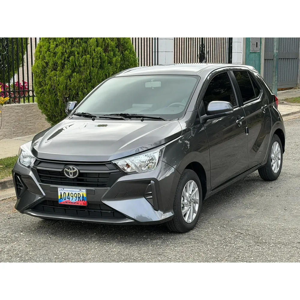 Toyota AGYA S 2026 Blanco Caracas