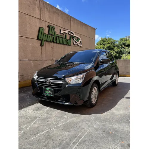 Toyota AGYA G 2025 Negro Caracas