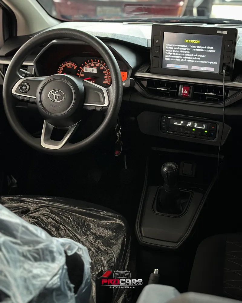 Toyota AGYA G 2025 Naranja Caracas