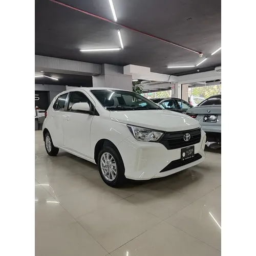 Toyota AGYA G 2025 Blanco Caracas