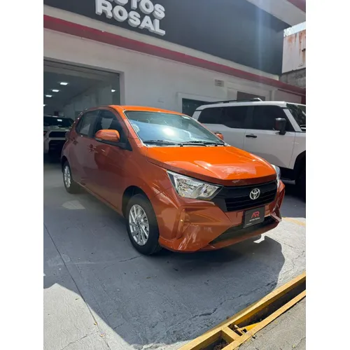 Toyota AGYA G 2025 Naranja Caracas