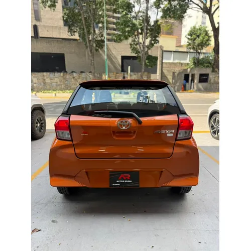 Toyota AGYA G 2025 Naranja Caracas