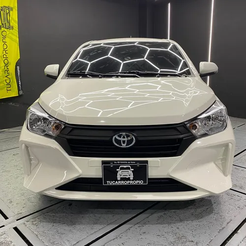 Toyota AGYA G 2025 Blanco Caracas