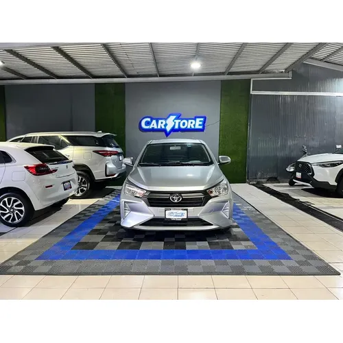 Toyota AGYA G 2026 Plateado Caracas