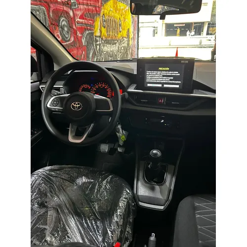 Toyota AGYA G 2026 Gris Caracas